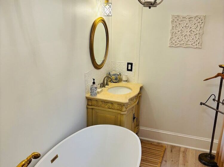 ペンション Greenock Manor