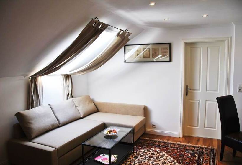 ペンション Gutshaus Beim Zeilinger Schlössl