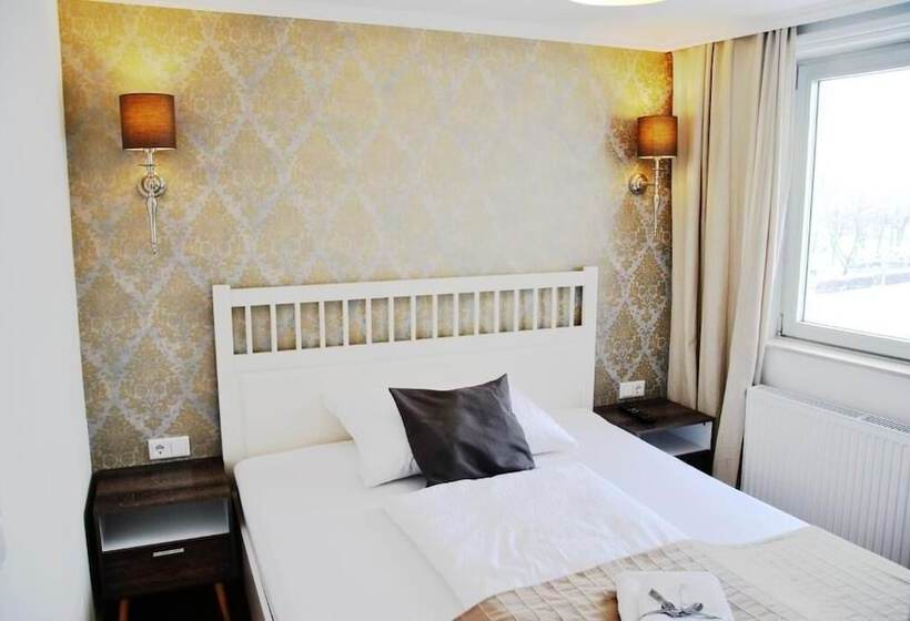 ペンション Gutshaus Beim Zeilinger Schlössl