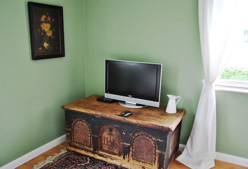 ペンション Gutshaus Beim Zeilinger Schlössl