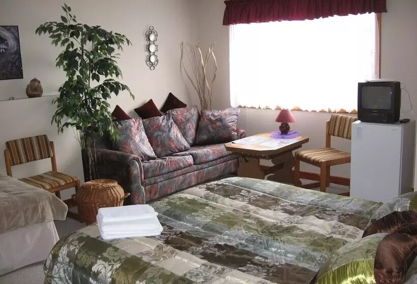 Majatalo Pinewood Guesthouse