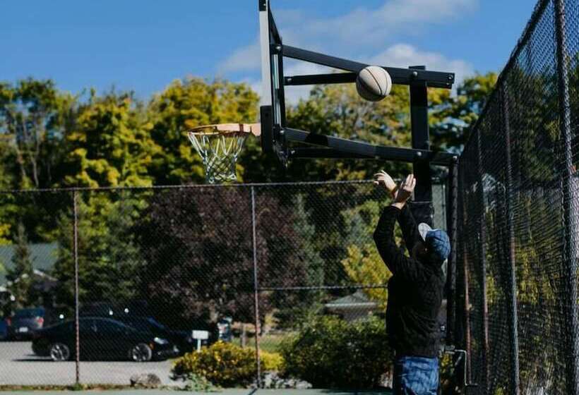 Курорт Port Cunnington Lodge