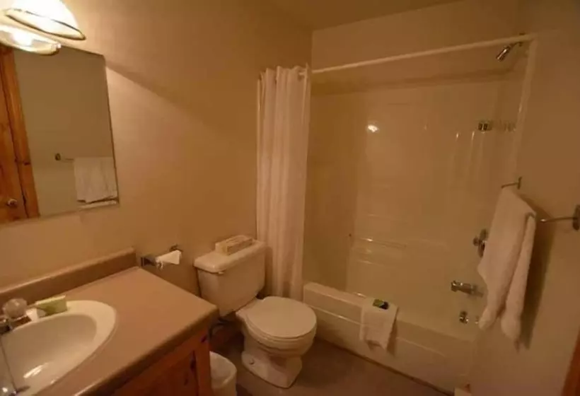 Lomakeskus Port Cunnington Lodge