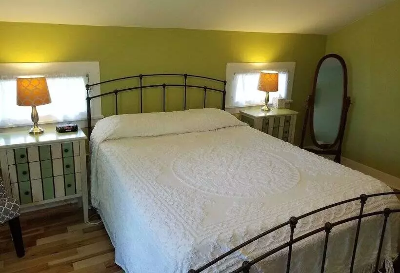 The Blackberry Inn Bed & Breakfast