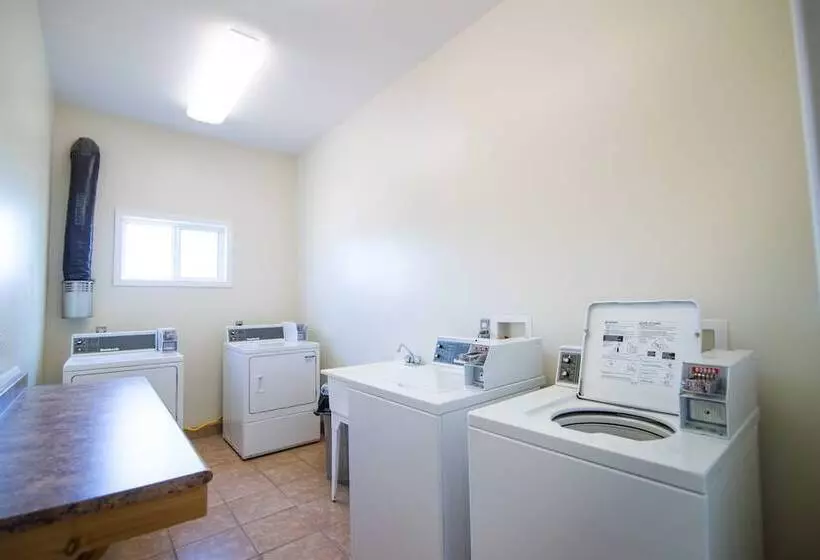 Wild Goose Motel And Campground