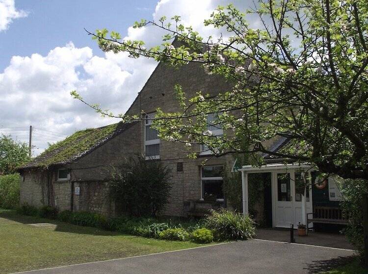 Yha Helmsley Hostel