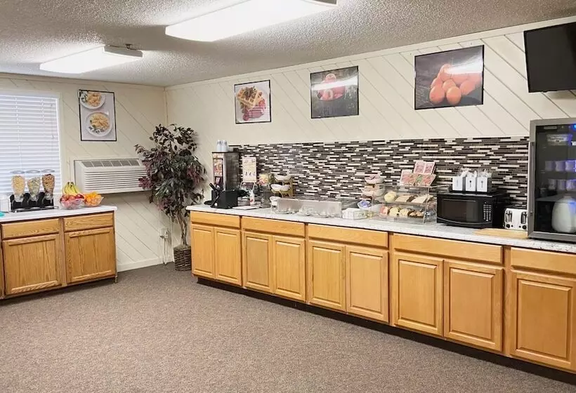 Burke Inn Motel & Suites