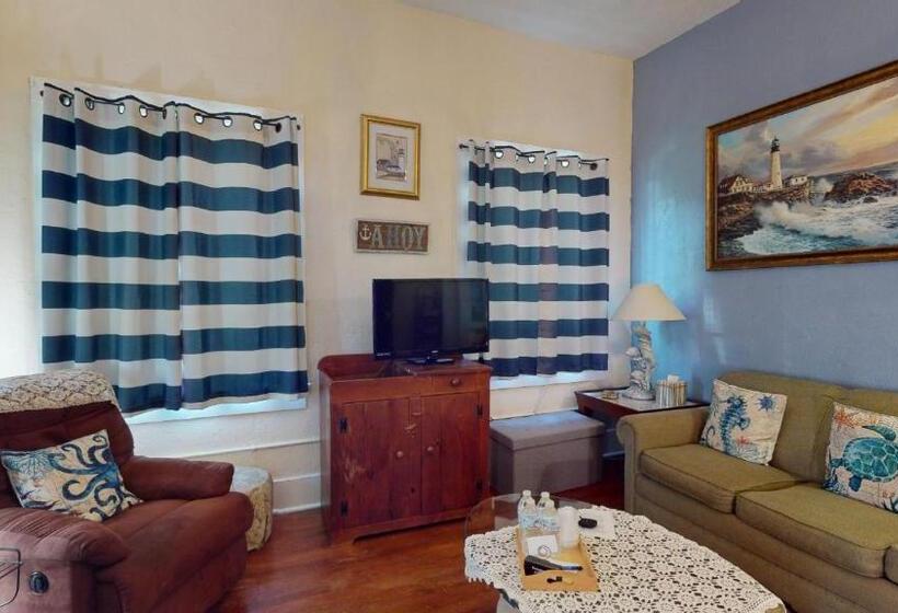 Casa Coquina Del Mar Bed And Breakfast