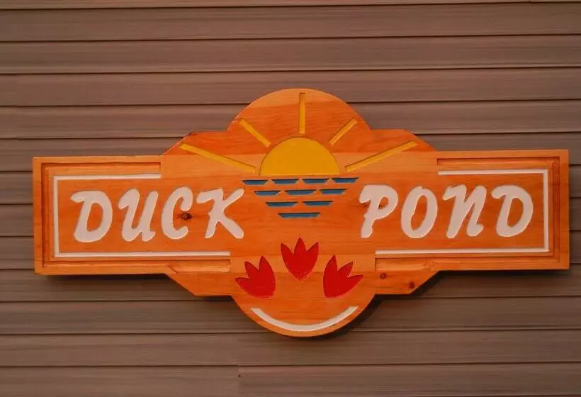 Duck Pond Bed & Breakfast Cottage