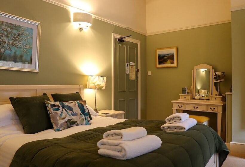 簡易ホテル The Castle