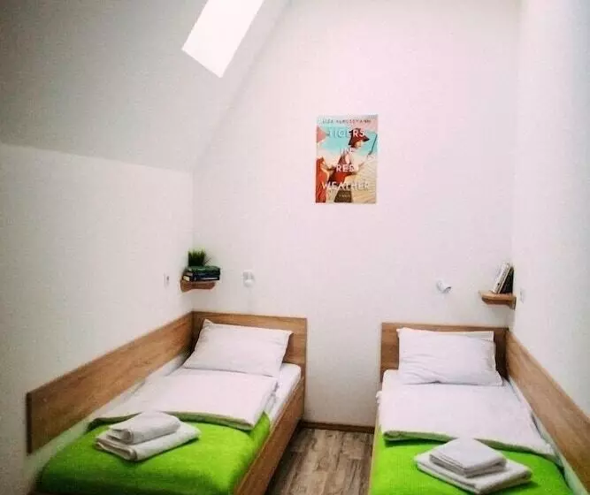 هتل Book Room