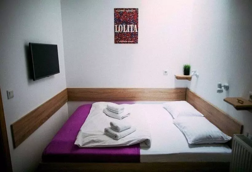 هتل Book Room