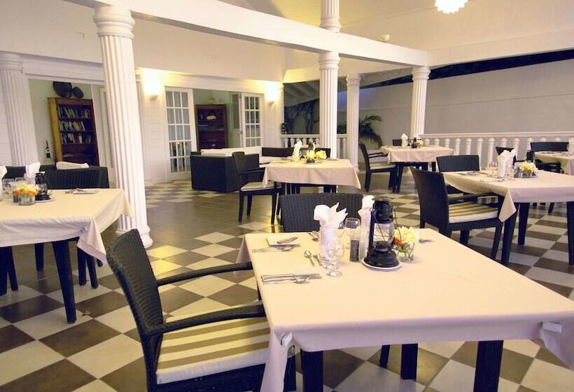 هتل David S Beach