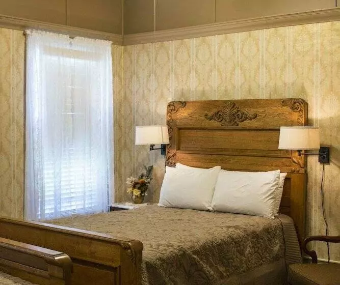 Hotelli Fairweather Inn