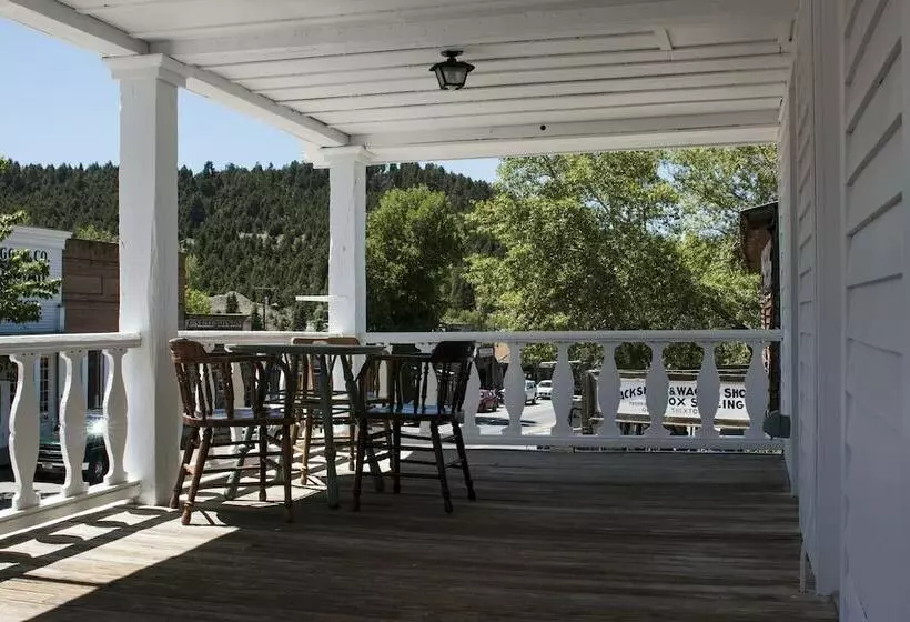 Hotelli Fairweather Inn