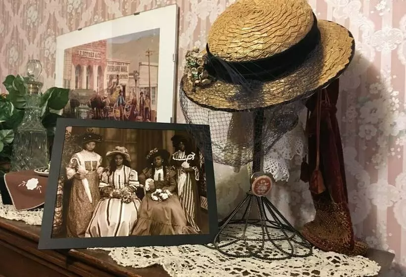 Hotelli Fairweather Inn