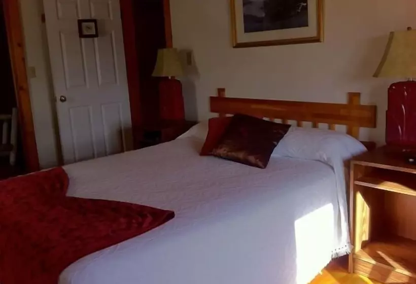 Hotelli Green Highlander Lodge