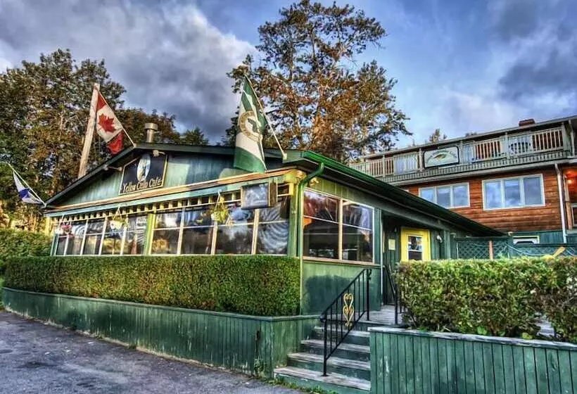 Hotelli Green Highlander Lodge