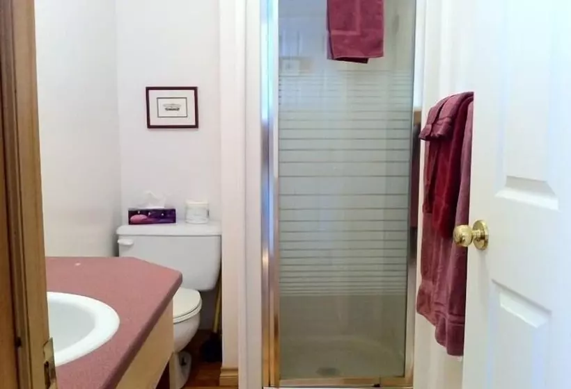 Hotelli Green Highlander Lodge