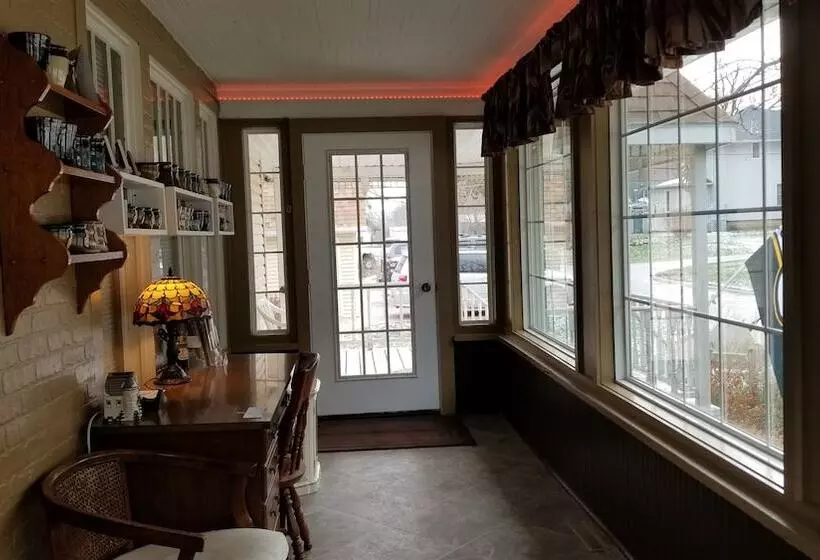 Hotelli Trickling Waters Retreat