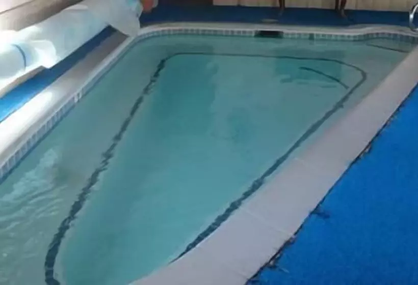 Motelli Boulder Lodge