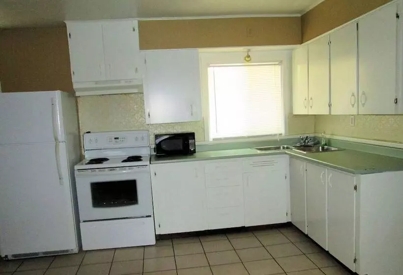 Motelli Edgewater Resorts   Edgewater Inn