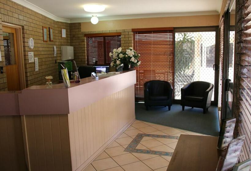 فندق على الطريق Macintyre Motor Inn