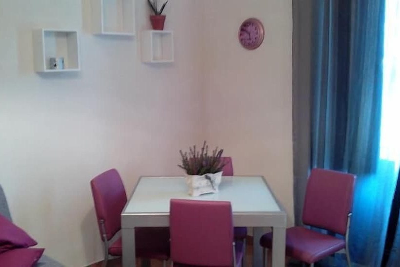 بنسيون Girasole