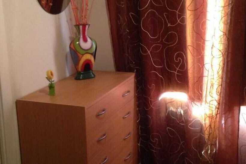 بنسيون Girasole