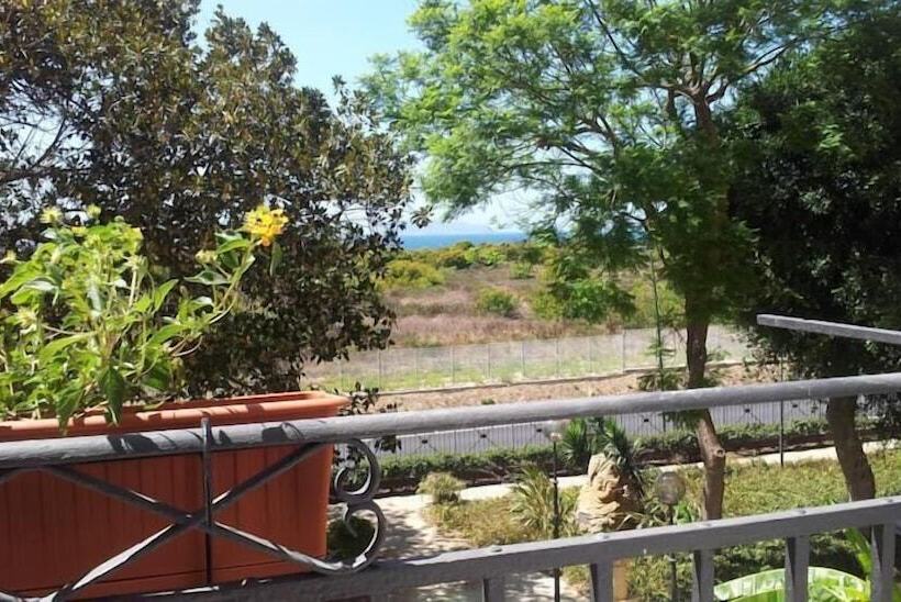 بنسيون Girasole