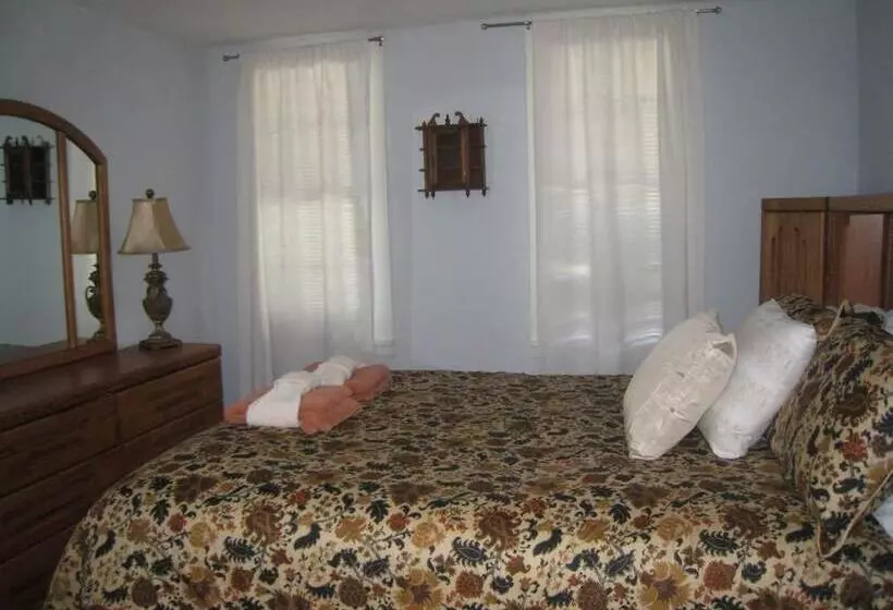 Majatalo Stage Coach Inn