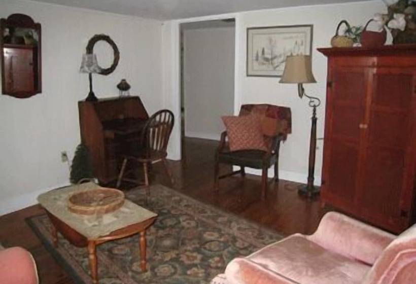 بنسيون Stage Coach Inn