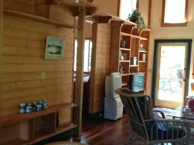 Volcano Hidden Cottage