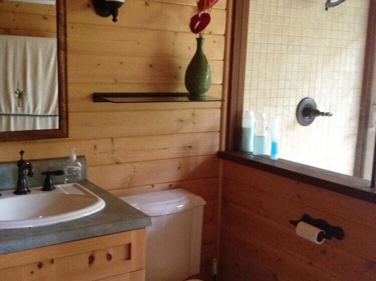 Volcano Hidden Cottage