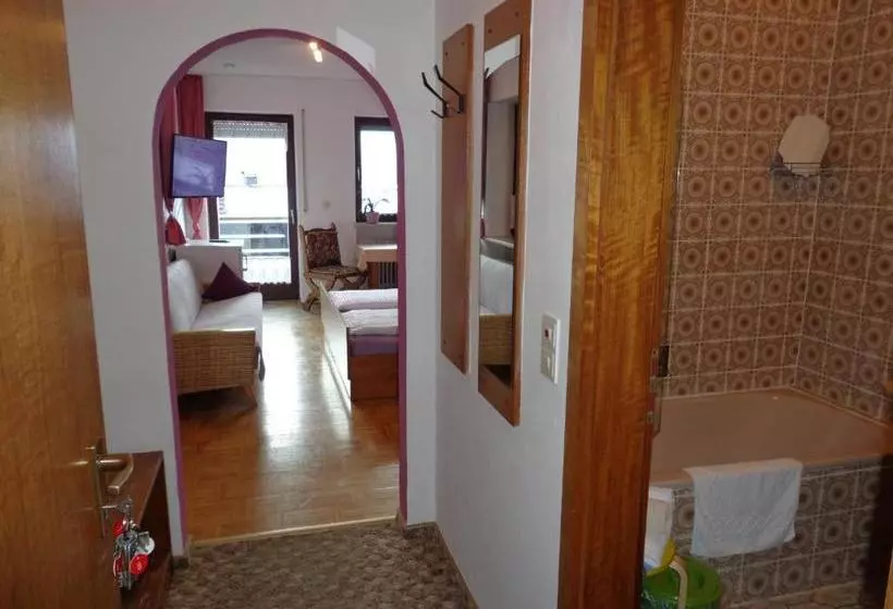 Gasthof   Pension Schamberger