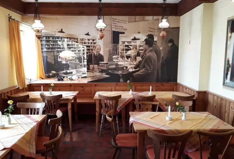 Отель Alte Post Neuses