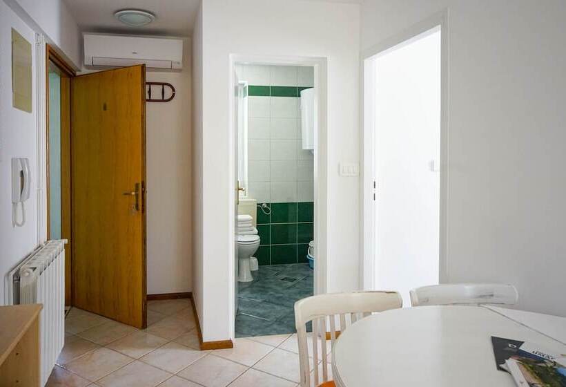 酒店 Apartments And Rooms Degra