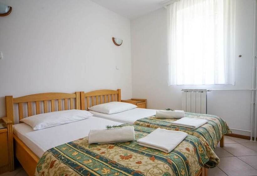 酒店 Apartments And Rooms Degra