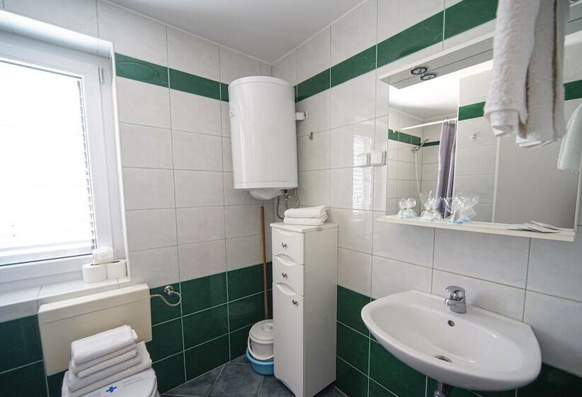 酒店 Apartments And Rooms Degra