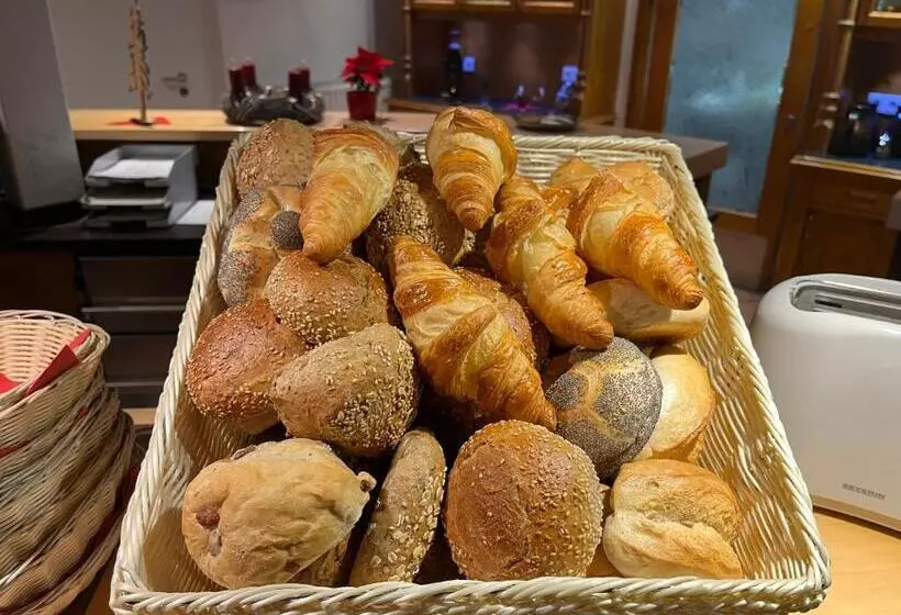 Отель Brauhaus Bückeburg