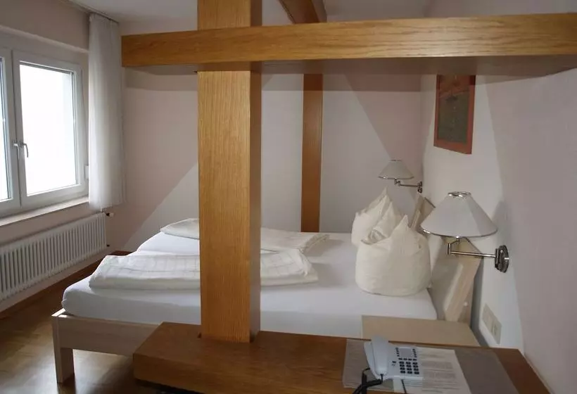 Отель Grüner Kranz