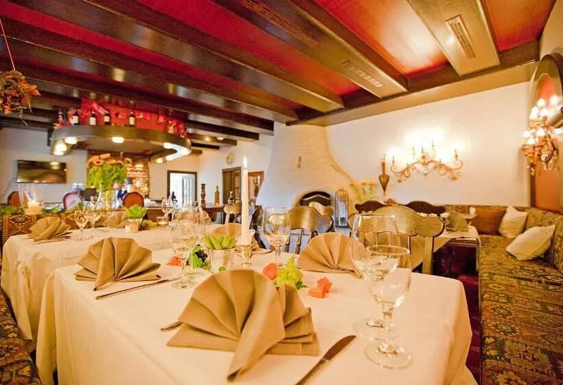 Отель Krone Ohg