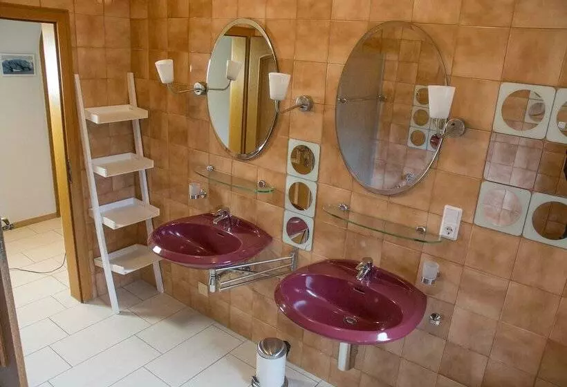 Landhotel Sonneneck Breuna Im Naturpark