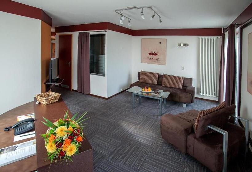 Отель Lifestyle