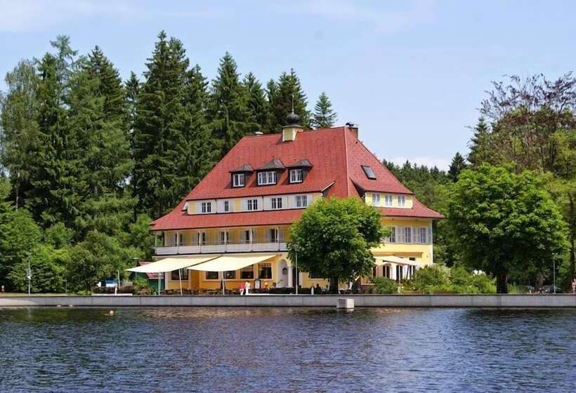 Hotelli Waldsee