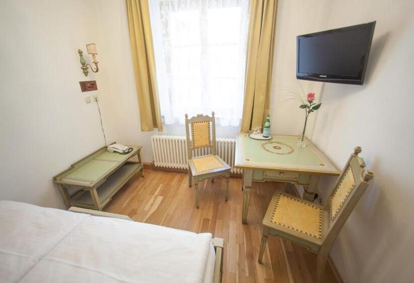 Отель Wilder Mann