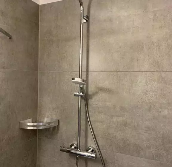 ホテル Zur Eisenbahn