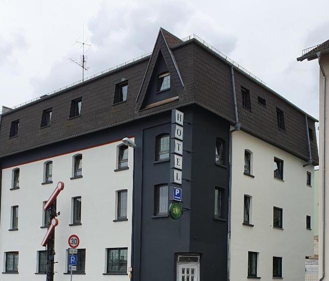 Отель Zur Eisenbahn