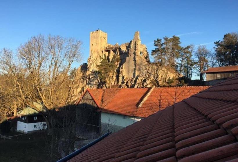 Majatalo Burggasthof Weißenstein