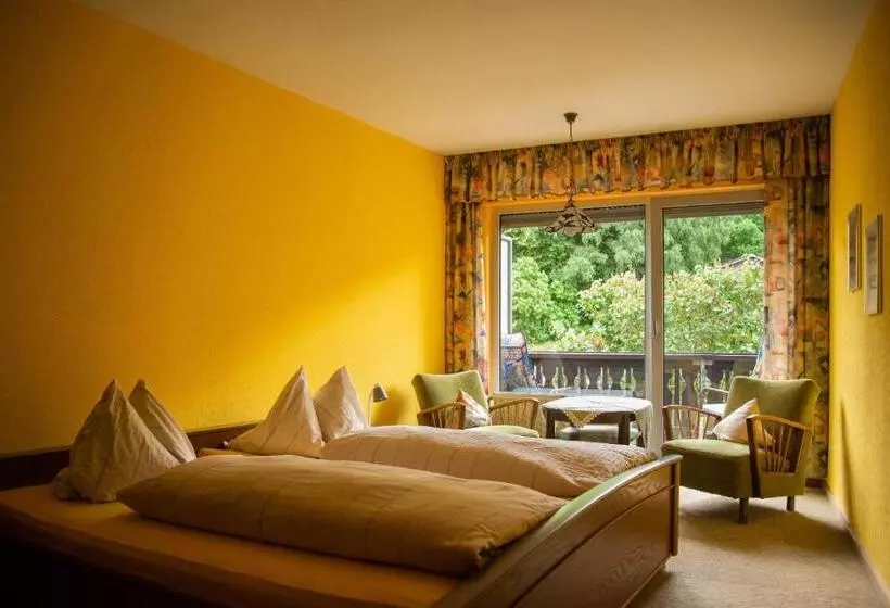 بنسيون Gasthaus Zum Odenwald